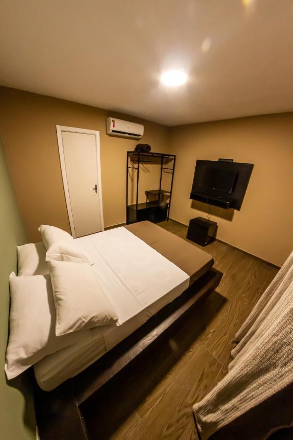 Bonabrigo Hostel & Suites Balneário Camboriú Esterno foto