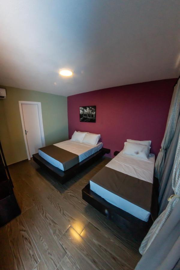 Bonabrigo Hostel & Suites Balneário Camboriú Esterno foto