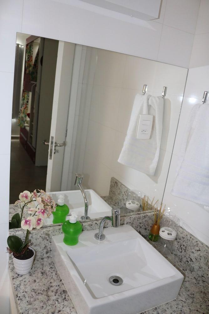 Bonabrigo Hostel & Suites Balneário Camboriú Esterno foto